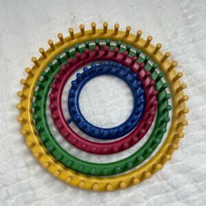 KNIFTY KNITTERS Set of 4 Round‎ Loom Crafting Sewing Knitting Fabric